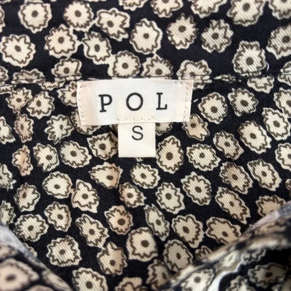 POL Floral Dress - Picture 3 of 4